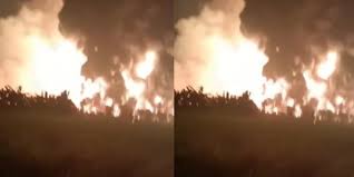 Ledakan kilang minyak pt pertamina balokan menyebabkan kebakaran dan suara keras yang membuat masyarakat sekitar panik. Okoyl58at9a78m