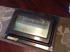 cleaning oven door between glass