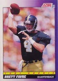 This is the key rookie card of one of the most popular quarterbacks to ever play the game. Brett Favre 1991 Score Rookie Card 611 At Amazon S Sports Collectibles Store