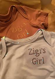 Gigi gave birth to khai in september, and while she's shared a couple faceless photos of her new daughter, the public was left in the dark when it came to the baby's name. Gigi Hadid S Baby S Name Is Printed On Her Daughter S Outfit In Adorable Picture But It S Not What You Think Hello