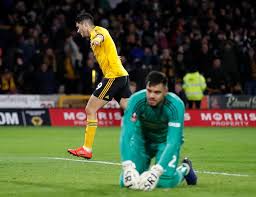 Ruben neves scores superb goal to cancel out anthony martial's opener and earn wolves offered little in response and united comfortably saw out the rest of the first half. Man Utd Ratings And Analysis Vs Wolves Time To See What Ole Gunnar Solskjaer Is Made Of After Reality Check London Evening Standard Evening Standard