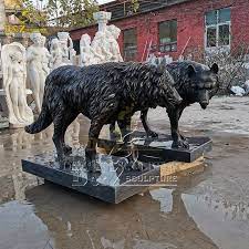 Life Size Wolf Garden Statue Statue