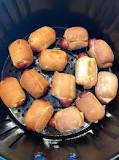 How long do you cook frozen bagel dogs in the air fryer?