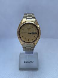 date 7s26 0480 vine rare wrist watch