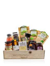 greek gift baskets for this holiday