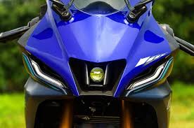 yamaha yzf r15 v4 first ride review