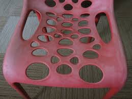 repaint plastic outdoor chairs