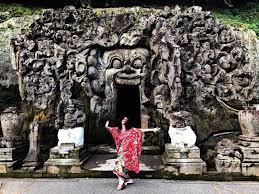 10 Foto Goa Gajah Bali 2022 Tiket Masuk Elephant Cave Entrance Fee Sejarah  Temple Pura Ubud Objek Wisata Gianyar | JejakPiknik.com gambar png
