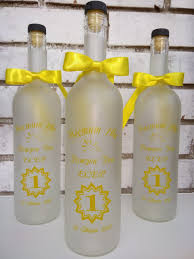 Разгледай нашите модели сватбени бутилки за ракия започващи от 2.59 лв/бр. Personalizirani Butilki Za Drugi Povodi Svatbeni Butilki By Bottle Decore