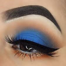 eye makeup for royal blue dress