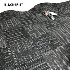 b1 fireproof striped carpet tiles
