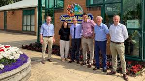 garden centre group expands with deal