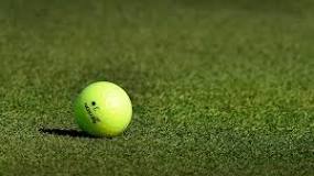 why-do-senior-golfers-use-yellow-balls
