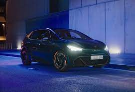 Cupra ceo wayne griffiths stated that cupra born displays all the genes of the cupra brand and we have taken the original concept to the next level creating a new sporty and dynamic design and reengineering the technological content. Cupra Born Wird Am 25 Mai Offiziell Vorgestellt