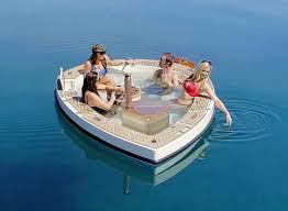 Hot Tub Boat Spacruzzi Drifts On The