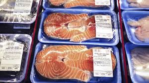 Heres Why Your Farmed Salmon Has Color Added To It Quartz