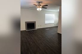 Shop for your new floors at home. The Landing 1202 Mallette Dr Victoria Tx Apartments For Rent Rent Com
