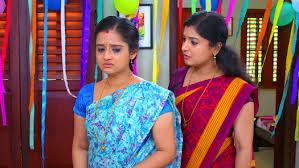She made her debut as an actress through th. Santhwanam Watch Episode 141 Aparna Rebukes Anjali On Disney Hotstar