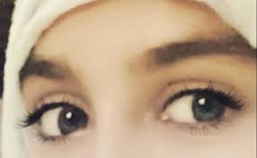 beautiful eyes dp sharechat photos