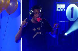 gets gallant cover on bbc1 live lounge