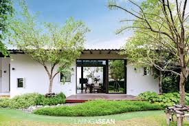 There are numerous ways to brighten your front yard with color. A Naturally Peaceful Single Story Home Living Asean