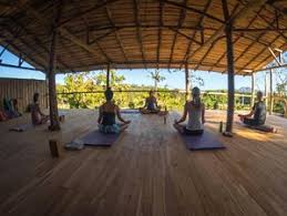 top 10 yoga retreats in costa rica