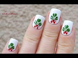 mistletoe nail art for holidays using