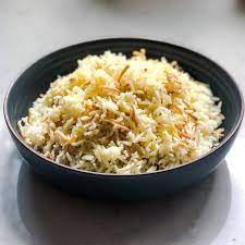 middle eastern rice with noodles