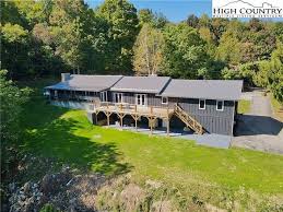 boone nc houses with land