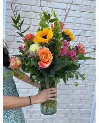 Modern Flowers Delivery Brewster Ny