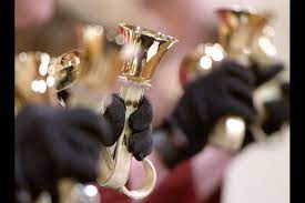 Playing handbells is a great way to foster the development of strong rhythmic skills, physical coordination, and listening skills. Handbell Choirs Are On The Rise And Help Ring In The Holidays Baltimore Sun