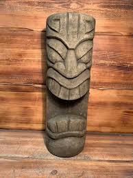 Stone Garden Large Totem Pole Easter