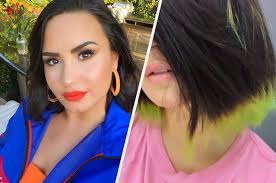 25 декабря 2020 · текст: Demi Lovato Shaves Her Head And Gets An Undercut