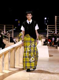 dior fall 2022 womenswear show in seoul
