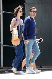 They officially divorced in 2020. Mary Elizabeth Winstead And Ewan Mcgregor Hold Hands While On A Stroll In New York City 040619 4