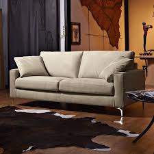 Un divano in pelle 2 o 3 posti, un divano letto in pelle per un sonno di alta qualità o un divano angolare in pelle per portare modernità e convivialità in. Divano Letto Singolo Poltrone E Sofa