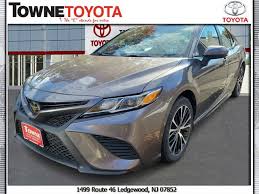 used 2020 toyota camry for