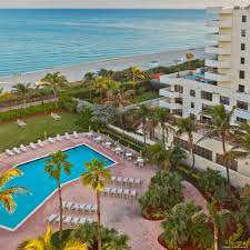 By 1965, holiday inn worked with ibm in creating the holidex system. Holiday Inn Miami Beach Oceanfront Usa Bei Hrs Gunstig Buchen