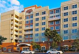 big family hotels near busch gardens