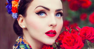 3 stunning garden party makeup looks to