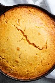 In a separate bowl or large measuring cup, thoroughly combine the buttermilk and eggs. Easy Buttermilk Cornbread Best Sweet Cornbread Cafe Delites