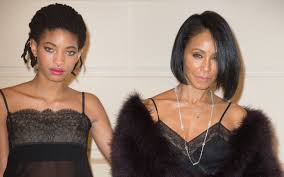 She is the daughter of will smith and jada pinkett smith, and the younger sister of willard trey christopher smit. Jada Pinkett Smith And Willow Smith Reveal They Would Both Consider A Throuple Under Certain Circumstances