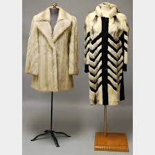 Wool Coat Auction Number 2625m