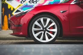 In the u.k., a brand new tesla model 3's steering wheel has fallen off while it was in motion. Tesla Model 3 Performance 2019 Review Autocar