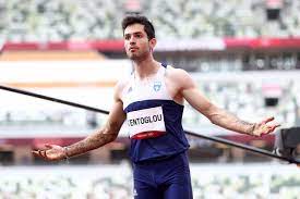 Ο μίλτος τεντόγλου κατέκτησε το χρυσό μετάλλιο στους ολυμπιακούς αγώνες και έγινε ο πρώτος άνδρας στην ιστορία του ελληνικού στίβου μετά τον κώστα. S9iulfrqpxk77m