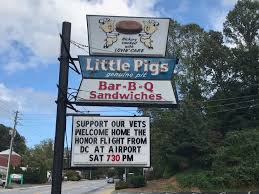 trump bashing sign at little pigs bbq
