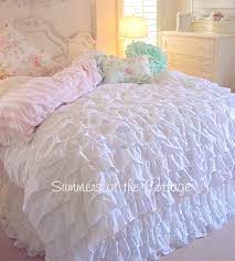 white ruffles comforter