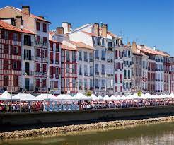 Advantages of transfer over other ways to get from bayonne to biarritz. Sightseeing In Bayonne Biarritz Sofitel