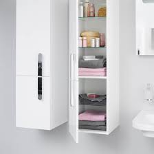 Ein badezimmer hängeschrank setzt nicht nur dekorative akzente in deinem badezimmer, sondern bietet dir auch. Bad Hangeschrank 350 Mm Cr Bad Design Heizung