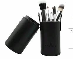 plastic makeup brush kit for personal